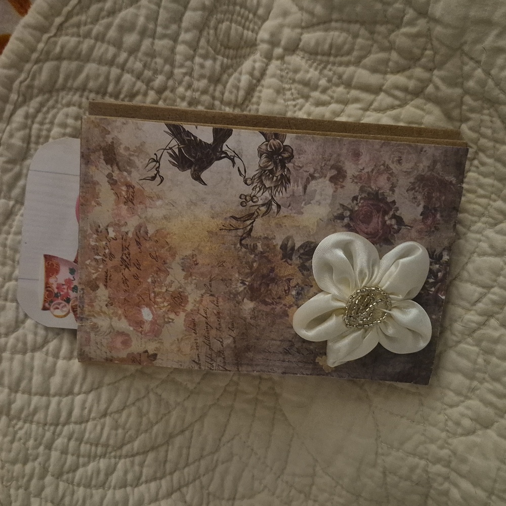 2 Floral Journals with Pink and White Accents - Picture 5 of 9